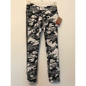 NWT Reebok Stripe Cuffed Capri Printed Size XS